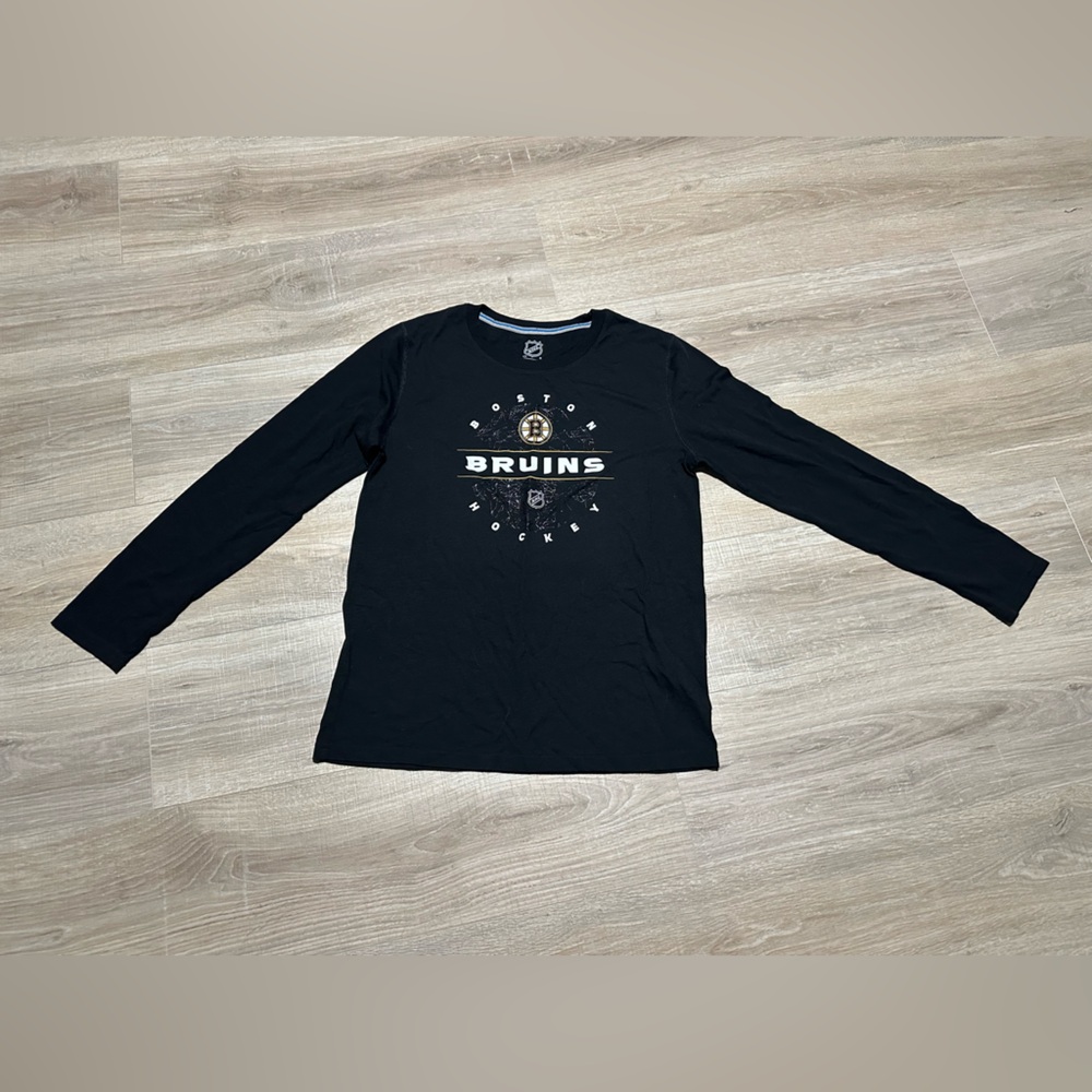Boston Bruins Black Long Sleeve Shirt youth large (14-16)